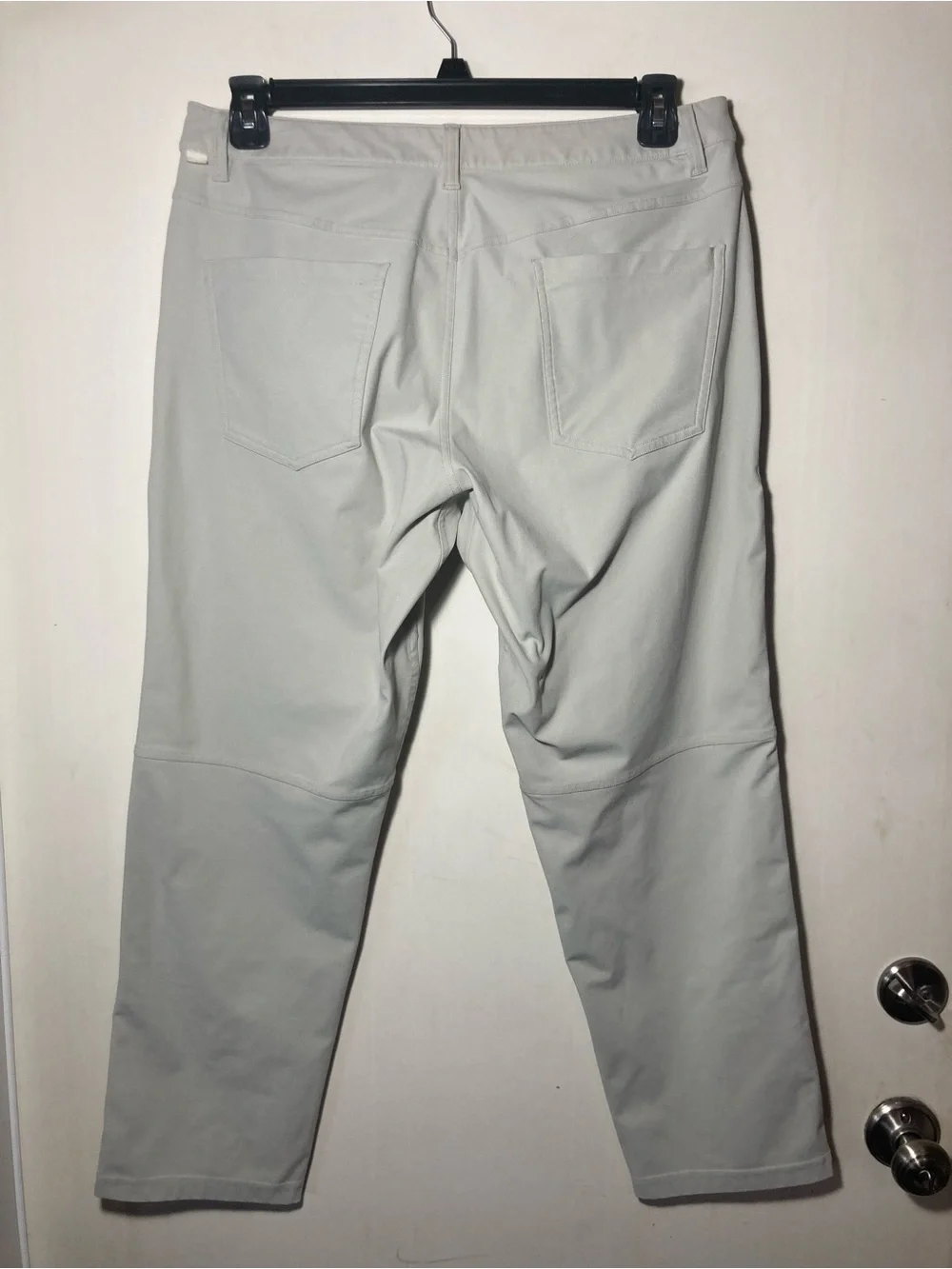 Lululemon Men’s ABC Classic Fit Pant Silverdrop Color Size 34X285 Pockets